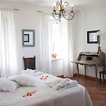Villa Luxe Villa, Ensuites & Private Vineyard Views