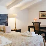 Luxe Villa, Ensuites & Private Vineyard Views San Marzano Oliveto