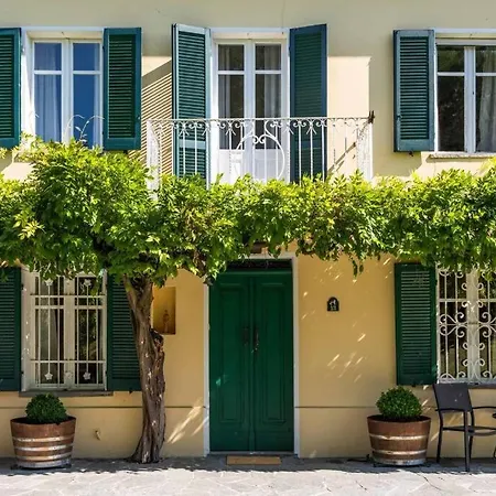 Luxe Villa, Ensuites & Private Vineyard Views * 산마르자노올리베토