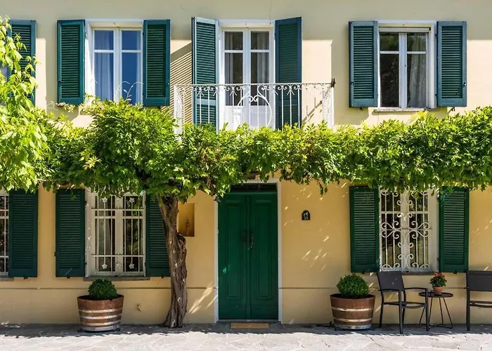 Luxe Villa, Ensuites & Private Vineyard Views * San Marzano Oliveto