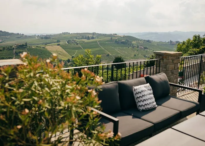 Villa Luxe Villa, Ensuites & Private Vineyard Views